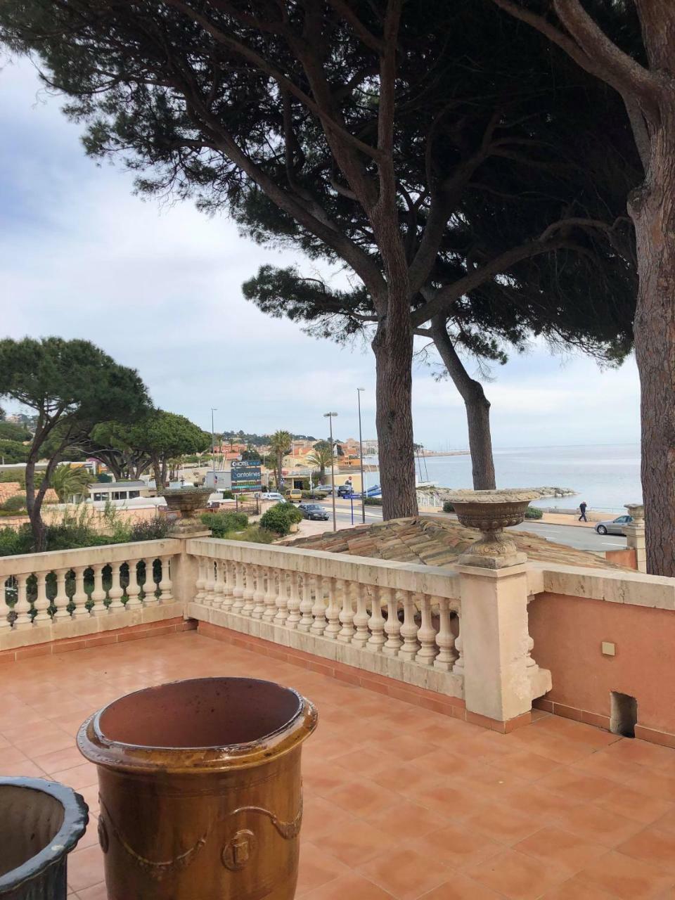Hotel Martinengo Sainte-Maxime Exterior photo